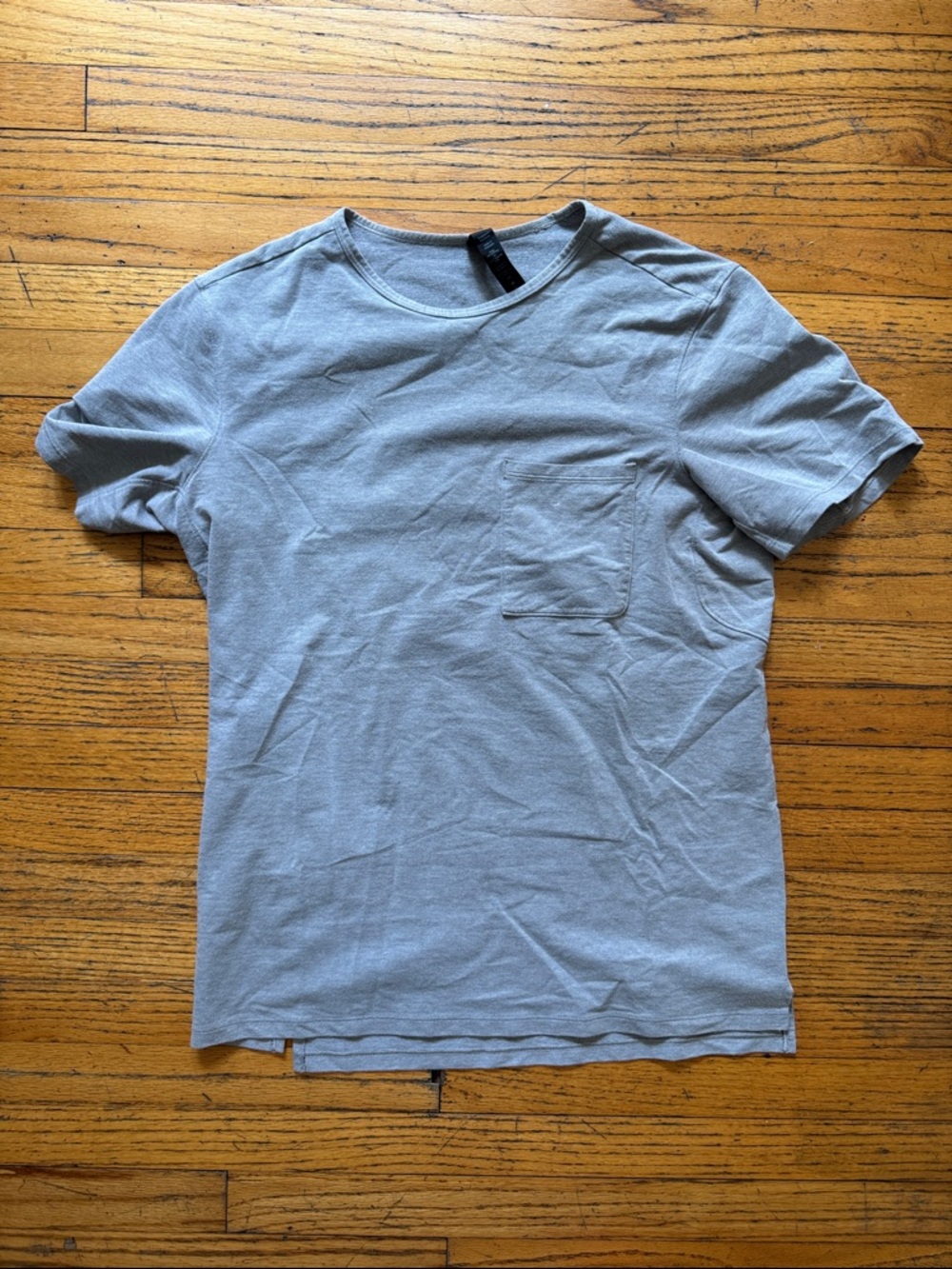 lululemon athletica Light Gray Pocket Tee - Short Sleeve Casual Shirt